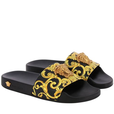 versace women's flat sandals